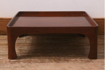 アンティーク雑貨　総ケヤキ材　杢目と漆塗りが美しいお膳5客セット(お盆)(R-042983)