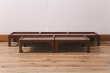 アンティーク雑貨　総ケヤキ材　杢目と漆塗りが美しいお膳5客セット(お盆)(R-042984)