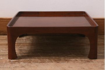 アンティーク雑貨　総ケヤキ材　杢目と漆塗りが美しいお膳5客セット(お盆)(R-042984)