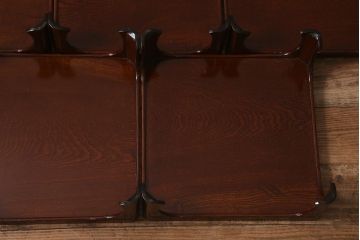 アンティーク雑貨　総ケヤキ材　杢目と漆塗りが美しいお膳5客セット(お盆)(R-042986)