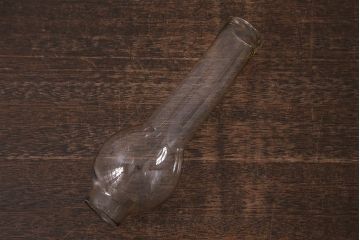 ビンテージ雑貨　シンプルなデザインの卓上オイルランプ(灯油ランプ)(R-042987)