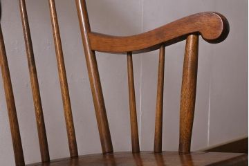 ビンテージ家具　飛騨産業　WINDSOR　ビンテージキツツキ　シンプルなホワイトオーク材製のロッキングチェア(アームチェア)(R-042988)