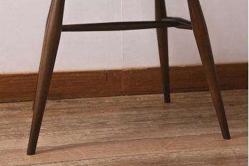 ヴィンテージ家具　ERCOL(アーコール)　クッション付き　カントリースタイルにも合うクエーカーチェア(椅子、ビンテージ)(R-042989)