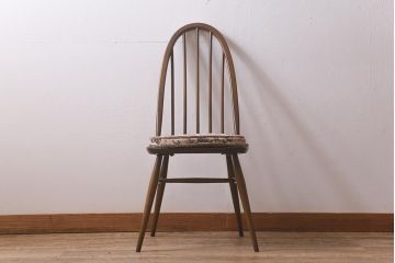ヴィンテージ家具　ERCOL(アーコール)　クッション付き　カントリースタイルにも合うクエーカーチェア(椅子、ビンテージ)(R-042991)