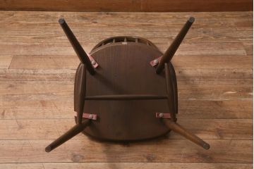 ヴィンテージ家具　ERCOL(アーコール)　クッション付き　カントリースタイルにも合うクエーカーチェア(椅子、ビンテージ)(R-042991)
