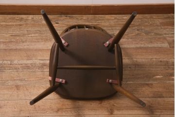 ヴィンテージ家具　ERCOL(アーコール)　クッション付き　カントリースタイルにも合うクエーカーチェア(椅子、ビンテージ)(R-042993)