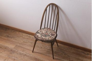 ヴィンテージ家具　ERCOL(アーコール)　クッション付き　カントリースタイルにも合うクエーカーチェア(椅子、ビンテージ)(R-042993)