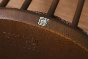 ヴィンテージ家具　ERCOL(アーコール)　クッション付き　カントリースタイルにも合うクエーカーチェア(椅子、ビンテージ)(R-042993)