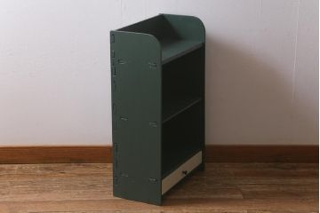 レトロ家具　ペイント　昭和初期　バイカラーがおしゃれな小さめサイズの本棚(収納棚)(R-043003)