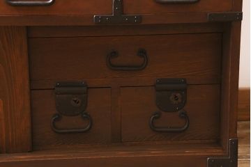 アンティーク家具　明治大正期　ヒノキ材　隠し付き　上品な佇まいが魅力の関西帳場箪笥(時代箪笥、収納棚)(R-043004)