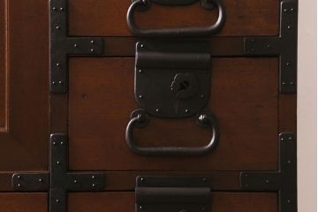 アンティーク家具　明治大正期　ヒノキ材　隠し付き　上品な佇まいが魅力の関西帳場箪笥(時代箪笥、収納棚)(R-043004)