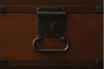 アンティーク家具　明治大正期　ヒノキ材　隠し付き　上品な佇まいが魅力の関西帳場箪笥(時代箪笥、収納棚)(R-043004)