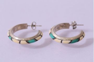ヴィンテージアクセサリー　アメリカビンテージ　ズニ族　インディアンジュエリー　個性的なピアス(R-043014)