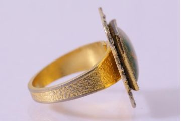 ビンテージアクセサリー　和製ビンテージ　ぼんやりとした色彩が美しい指輪(リング)(R-043015)