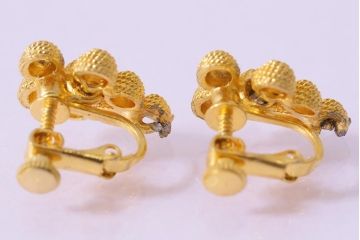 ビンテージアクセサリー　和製　統一感のあるデザインのアクセサリー2点(ネックレス・イヤリング)(R-043019)