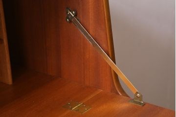 ヴィンテージ家具　北欧ビンテージ　ペイントとチーク材のバイカラーがおしゃれなライティングビューロー(デスク、机、在宅ワーク、在宅用チェスト)(R-043023)