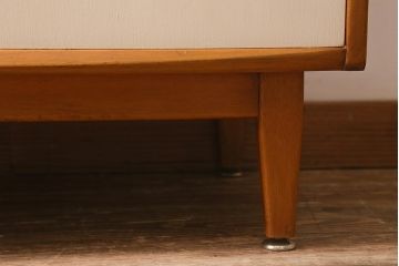 ヴィンテージ家具　北欧ビンテージ　ペイントとチーク材のバイカラーがおしゃれなライティングビューロー(デスク、机、在宅ワーク、在宅用チェスト)(R-043023)