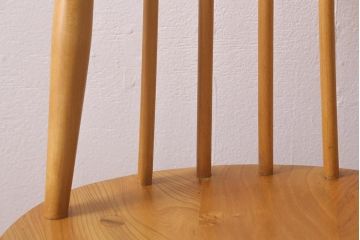 ヴィンテージ家具　イギリスビンテージ　ERCOL(アーコール)　ゴールドスミス　ナチュラルな木色のチェア (ダイニングチェア、椅子)(R-043029)