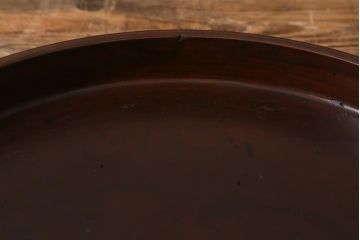 アンティーク雑貨　昭和レトロ　使いこまれた質感が味わい深い刳り貫き盆(丸盆、お盆)(R-043044)