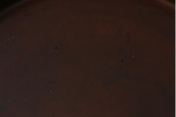 アンティーク雑貨　昭和レトロ　使いこまれた質感が味わい深い刳り貫き盆(丸盆、お盆)(R-043044)