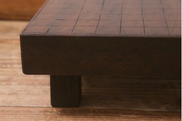 アンティーク雑貨　明治大正期　総ケヤキ材　はっきりとした木目が印象的な将棋盤(飾り台、花台)(R-043046)
