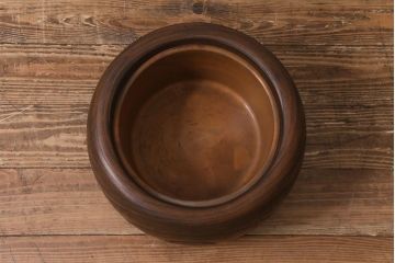 アンティーク雑貨　和製アンティーク　味のある木目を楽しめる刳り貫き火鉢(木製火鉢、丸火鉢、手あぶり)(R-043048)