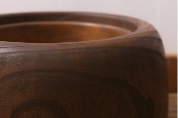 アンティーク雑貨　和製アンティーク　味のある木目を楽しめる刳り貫き火鉢(木製火鉢、丸火鉢、手あぶり)(R-043048)