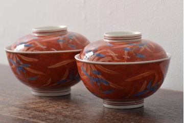 古民具・骨董　江戸期　古伊万里　赤絵蘭模様蓋茶碗2客セット(和食器)(R-043051)