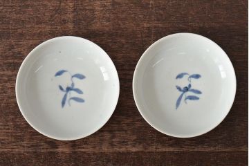 古民具・骨董　江戸期　古伊万里　赤絵蘭模様蓋茶碗2客セット(和食器)(R-043051)