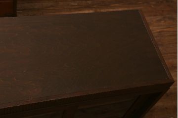アンティーク家具　上手物!　ナラ材　大正ロマン　四枚引き戸　おしゃれな意匠が目を引く重ねガラス戸棚(収納棚、飾り棚、キャビネット)(R-043056)