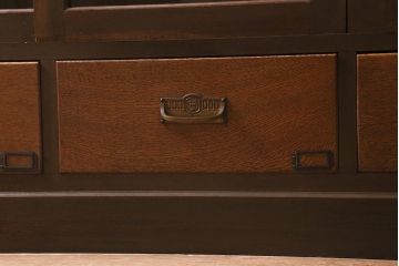 アンティーク家具　上手物!　ナラ材　大正ロマン　四枚引き戸　おしゃれな意匠が目を引く重ねガラス戸棚(収納棚、飾り棚、キャビネット)(R-043056)