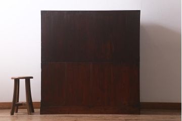アンティーク家具　大正期　前面欅(ケヤキ)材共縁　中桐材　五丁引き　唐獅子　上品な佇まいの仙台箪笥(重ね箪笥、衣装箪笥、和タンス)(R-043057)