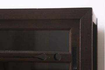 アンティーク家具　脚付きリメイク　ヒノキ材　前板カバ材　古い木の質感が味わい深いサイドボード(リビングボード、キャビネット、収納棚、ガラス戸棚)(R-043059)