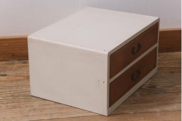 アンティーク家具　ペイント　ツートンカラーがおしゃれな小引き出し(卓上収納、小物収納)(R-043062)
