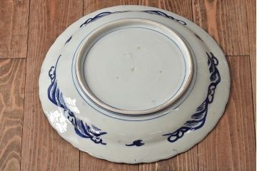 アンティーク雑貨　明治期　伊万里焼　ベロ藍　牡丹図　松竹梅見込み染付　一尺三寸大皿(R-043069)