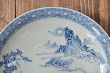 アンティーク雑貨　明治期　楼閣・山水・人物図　染付　八寸皿2枚セット(中皿、伊万里)(R-043072)