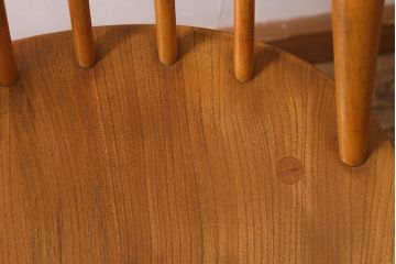 イギリスビンテージ　ERCOL(アーコール)　ゴールドスミス　ナチュラルスタイルにぴったりのチェア(椅子)(R-043079)