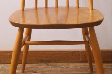 イギリスビンテージ　ERCOL(アーコール)　ゴールドスミス　ナチュラルスタイルにぴったりのチェア(椅子)(R-043079)
