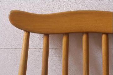 イギリスビンテージ　ERCOL(アーコール)　ゴールドスミス　ナチュラルスタイルにぴったりのチェア(椅子)(R-043080)