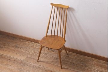 イギリスビンテージ　ERCOL(アーコール)　ゴールドスミス　ナチュラルスタイルにぴったりのチェア(椅子)(R-043080)