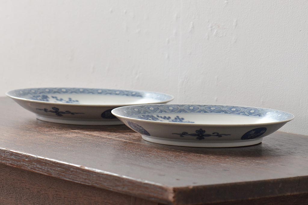 アンティーク雑貨 明治期 楼閣・山水・人物図 染付 八寸皿2枚セット(中皿、伊万里)(R-043086)