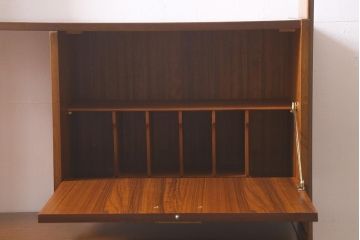 ヴィンテージ家具　北欧家具　G-PLAN(ジープラン)　ルームディバイダー(収納棚、飾り棚、陳列棚、ビンテージ)(R-043120)