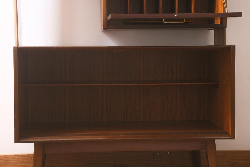 ヴィンテージ家具　北欧家具　G-PLAN(ジープラン)　ルームディバイダー(収納棚、飾り棚、陳列棚、ビンテージ)(R-043120)