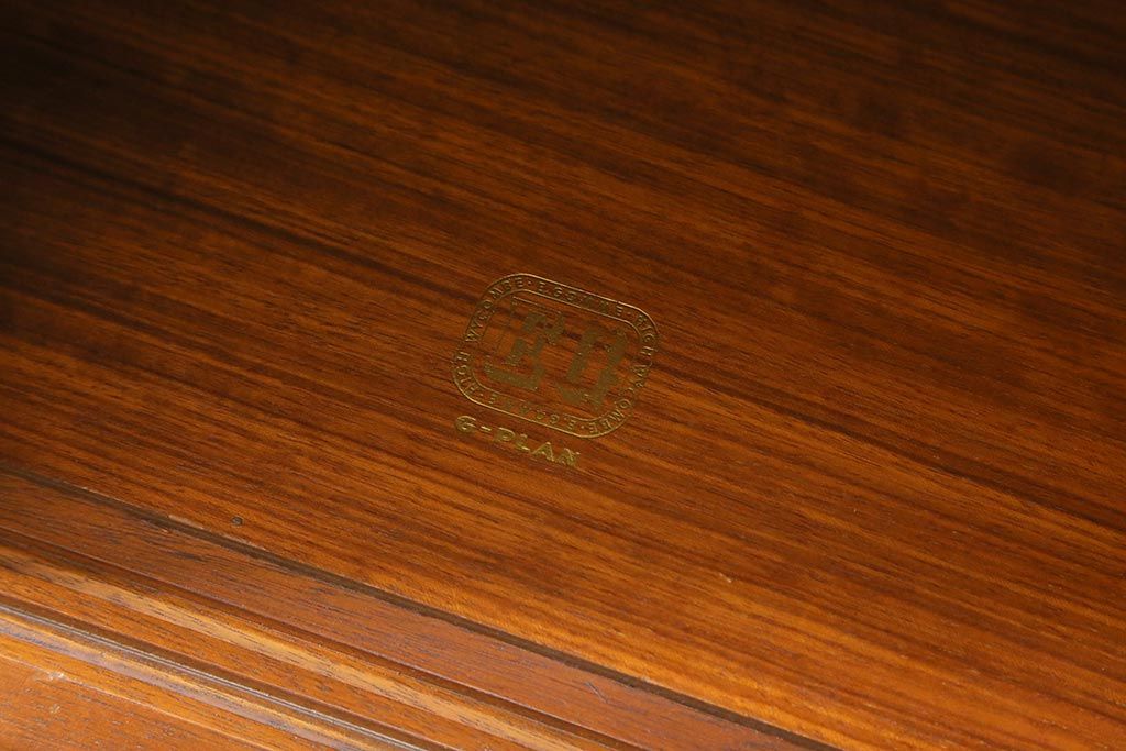 ヴィンテージ家具　北欧家具　G-PLAN(ジープラン)　ルームディバイダー(収納棚、飾り棚、陳列棚、ビンテージ)(R-043120)