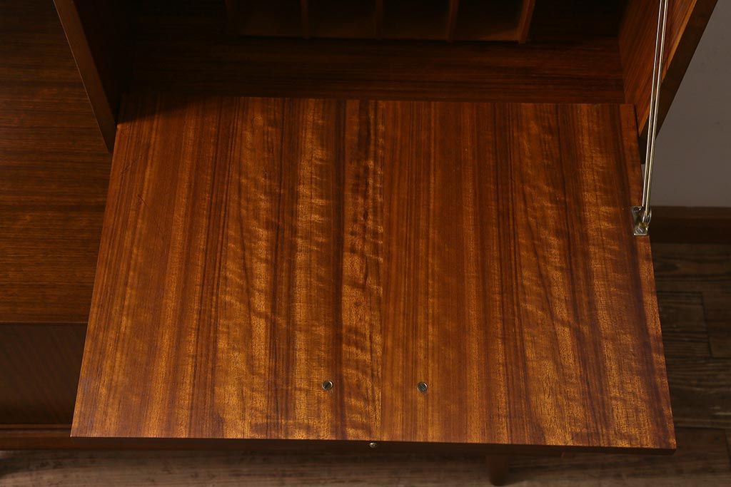 ヴィンテージ家具　北欧家具　G-PLAN(ジープラン)　ルームディバイダー(収納棚、飾り棚、陳列棚、ビンテージ)(R-043120)