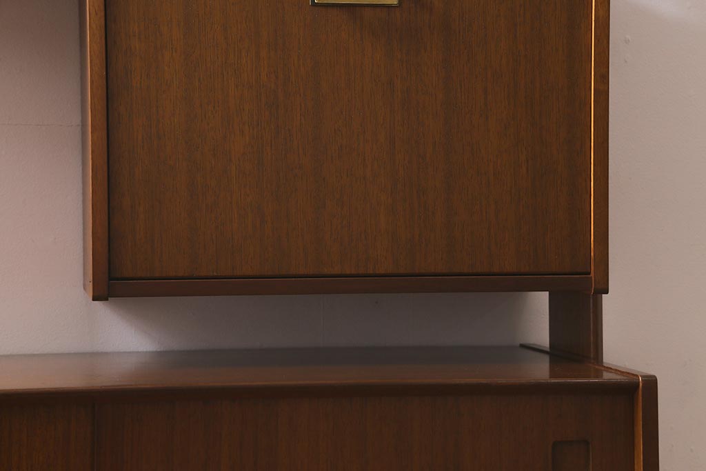 ヴィンテージ家具　北欧家具　G-PLAN(ジープラン)　ルームディバイダー(収納棚、飾り棚、陳列棚、ビンテージ)(R-043120)