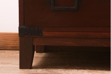 アンティーク家具　明治大正期　箪笥リメイク　ヒノキ材　角ばった取っ手が味わい深いローボード(テレビ台、テレビボード、収納棚)(R-043122)
