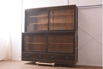 アンティーク家具　和製　昭和中期　レトロな雰囲気漂う重ね戸棚(収納棚、キャビネット)(R-043130)