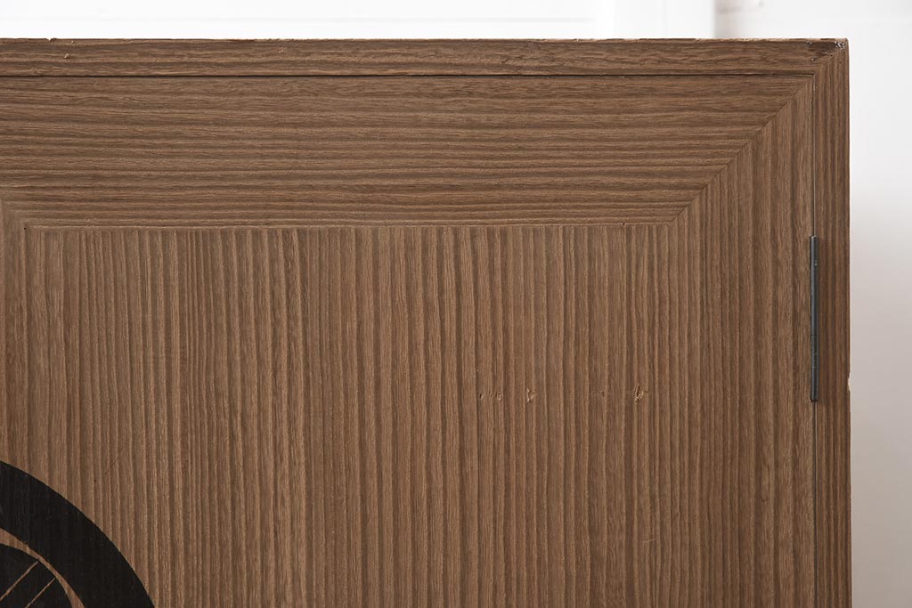 和製アンティーク　昭和中期　総桐材　和モダンな佇まいが魅力の布団箪笥(収納箪笥、和箪笥、ワードローブ、桐箪笥、桐たんす)(R-043133)