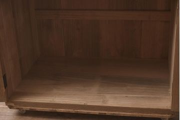 和製アンティーク　昭和中期　総桐材　和モダンな佇まいが魅力の布団箪笥(収納箪笥、和箪笥、ワードローブ、桐箪笥、桐たんす)(R-043133)